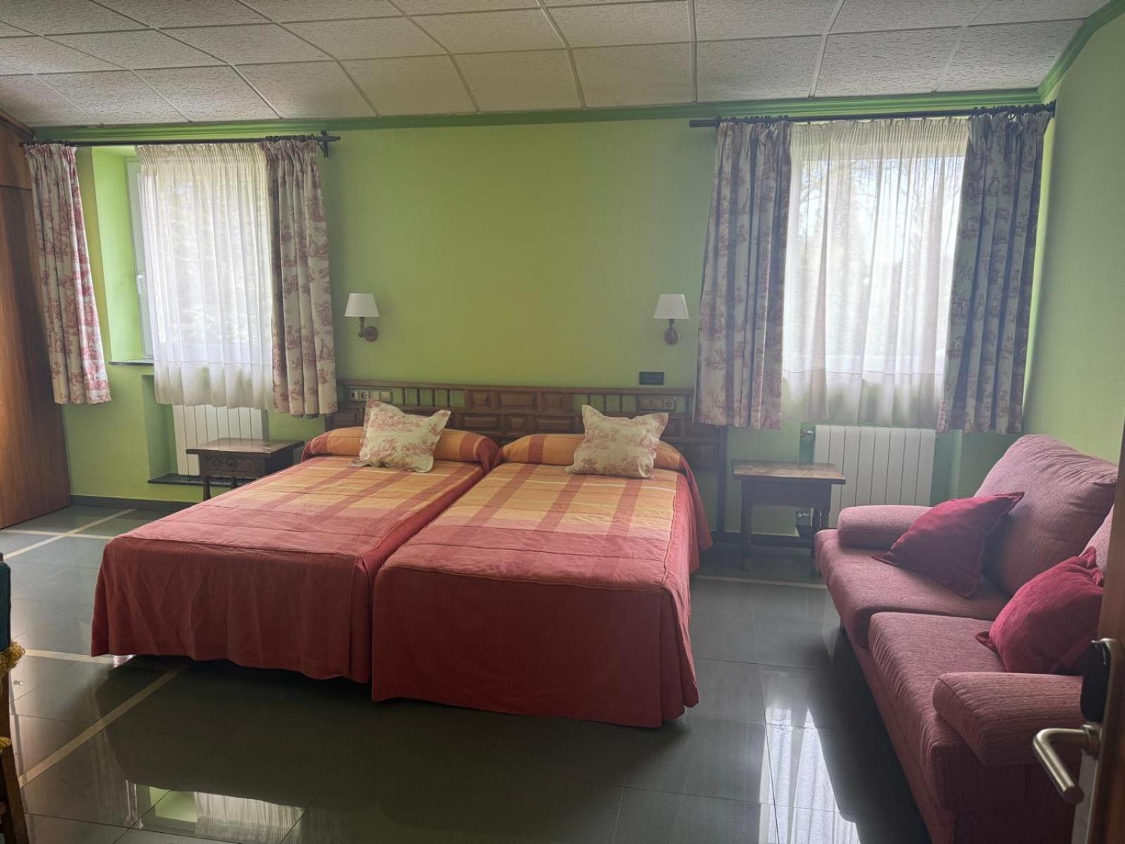 Real Hotel Guardo Extérieur photo