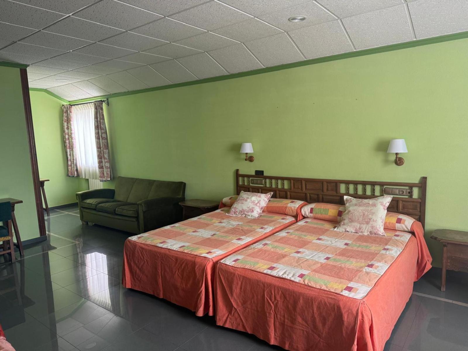 Real Hotel Guardo Extérieur photo