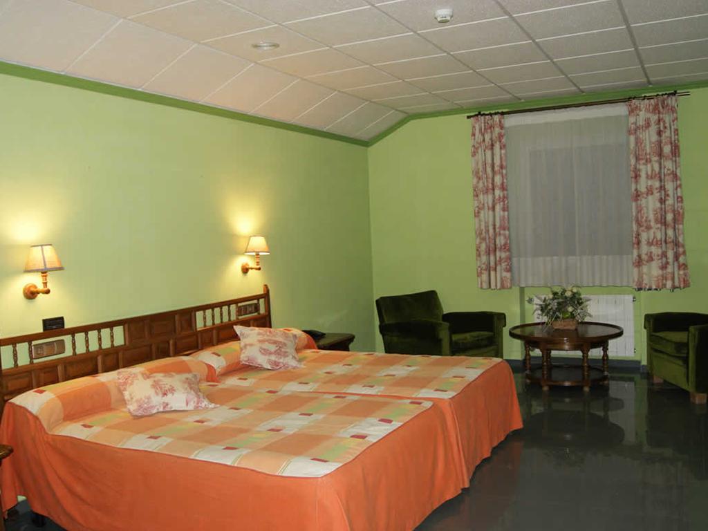 Real Hotel Guardo Extérieur photo
